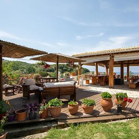 Gerasimo's * Marathias